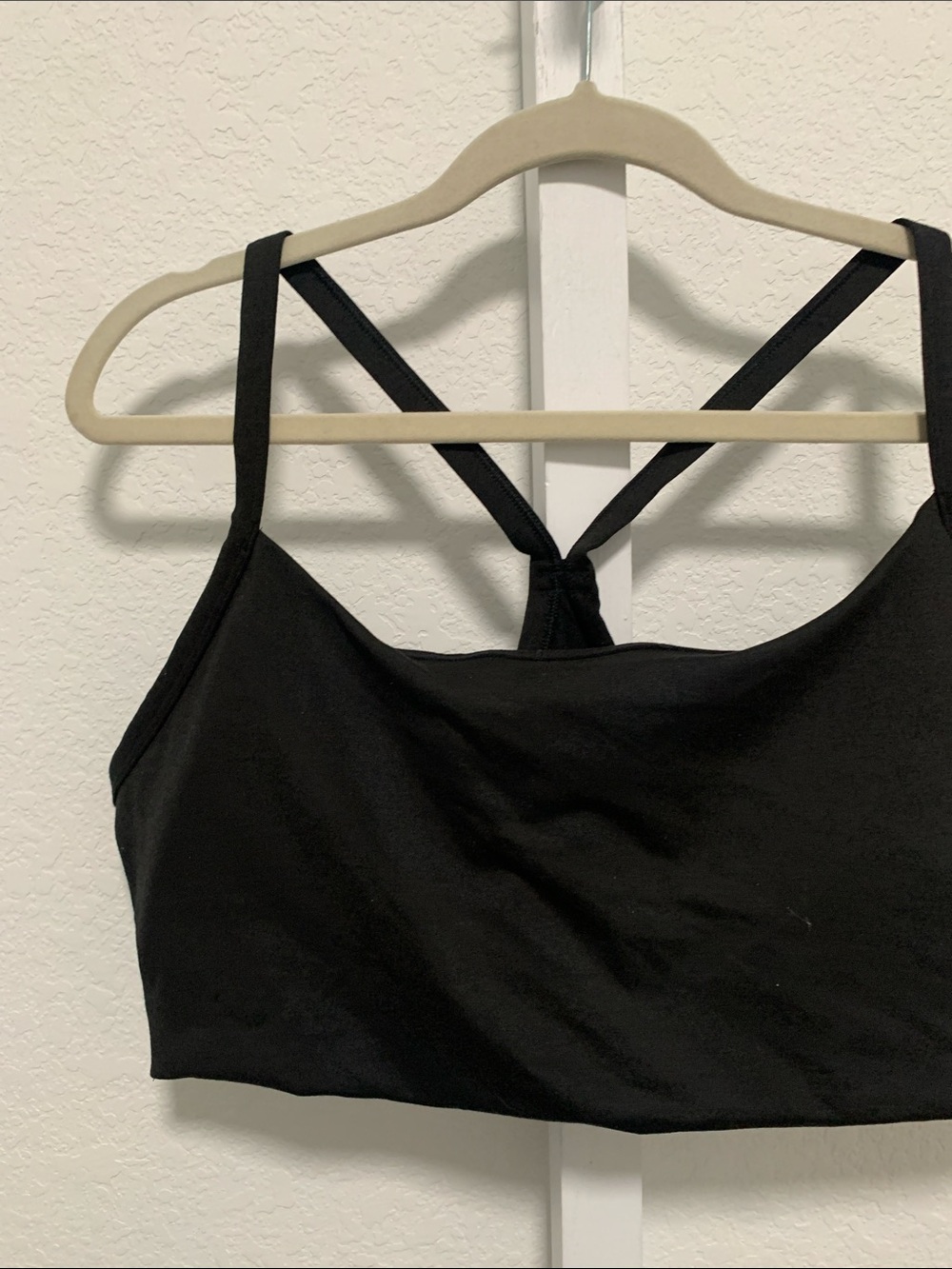 NWT Old Navy CloudComfy Go Dry Black Padded Sports Bra - Picture 2 of 8